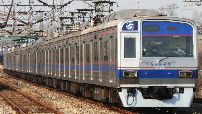 ソウル4号線を撮るならここ 新吉温泉駅西行ホーム 鉄撮の部屋秘密の鉄道撮影地