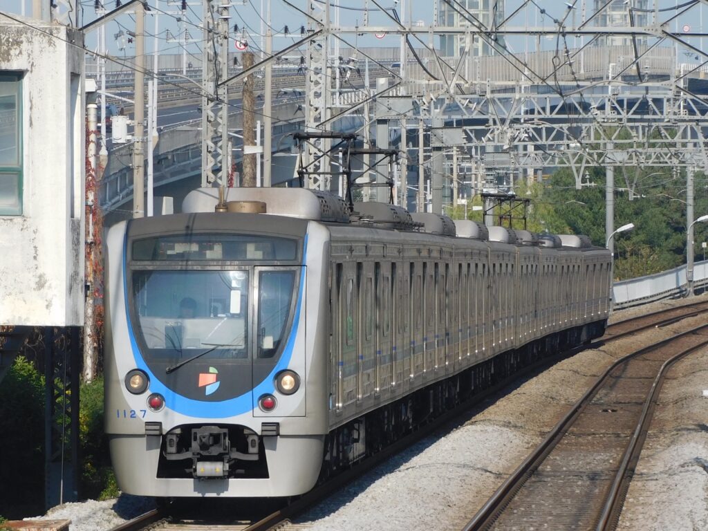 仁川地下鉄　韓国　首都圏電鉄　写真　撮影　귤현역　橘峴駅　인천 지하철　수도권전철　1000系　上りホーム